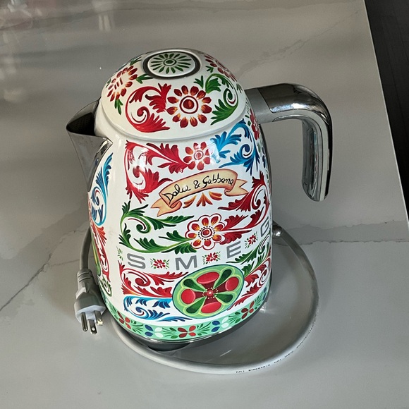 Dolce & Gabbana Other - Smeg x Dolce and Gabbana electric kettle